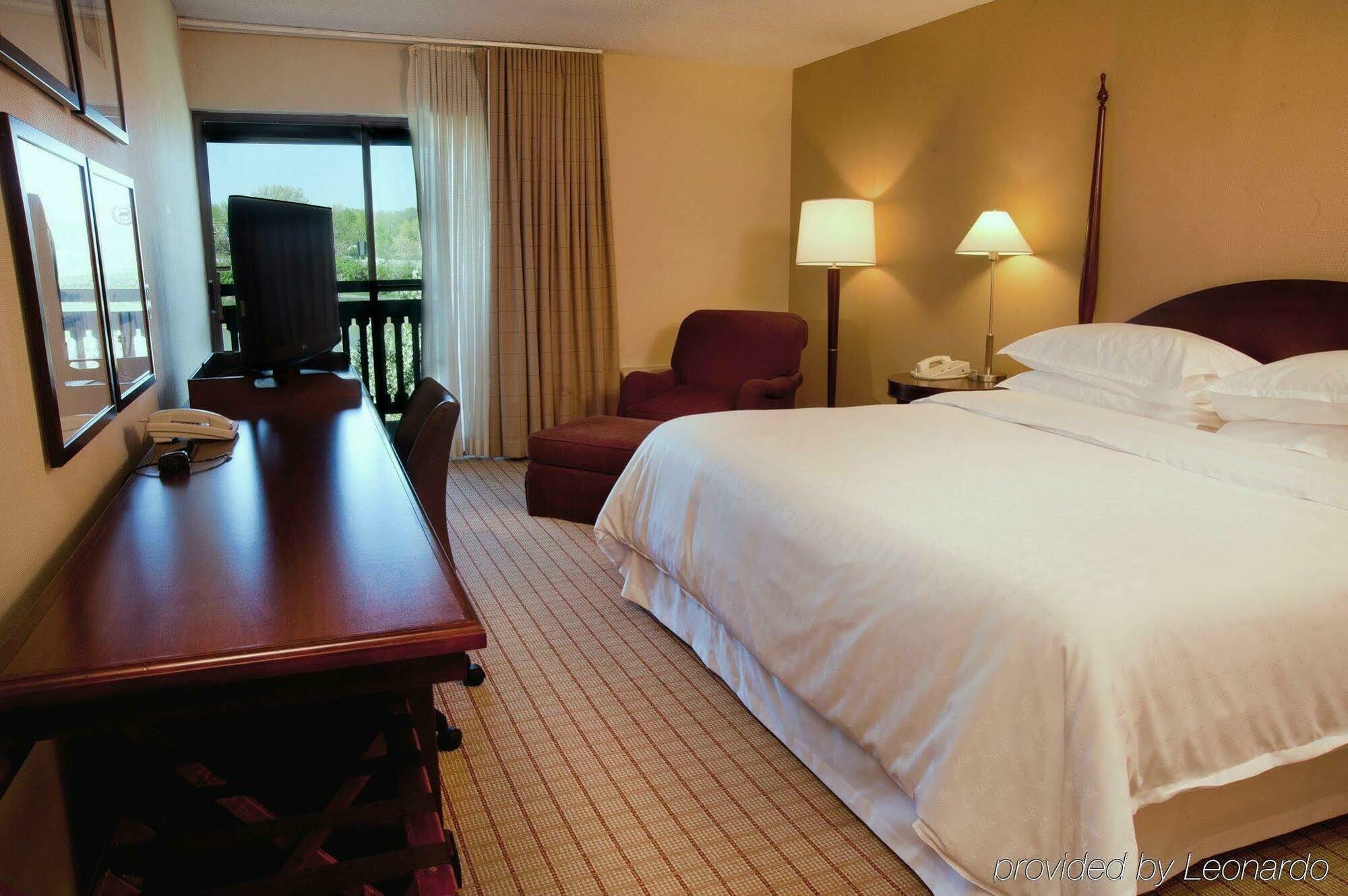 Sheraton Westport Lakeside Chalet Maryland Heights Pokoj fotografie